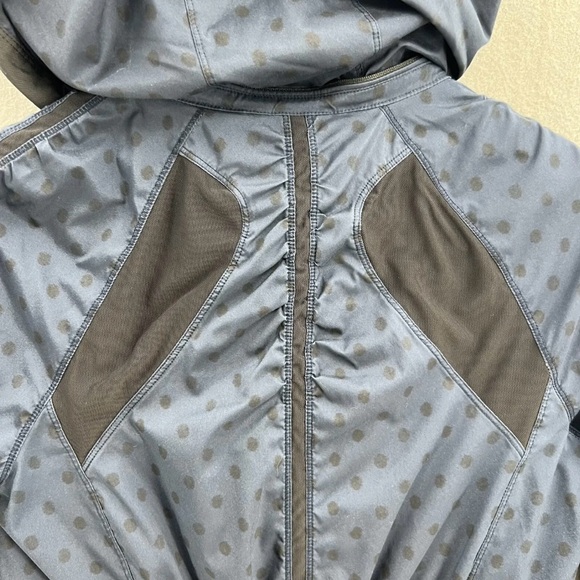 Lululemon Gather And Sprint Running Jacket Windbreaker
Sz 4 Hooded Full Zip - Picture 2 of 9